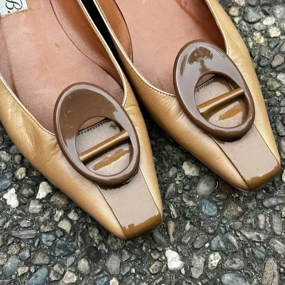Diane B Vintage Camel Buckle Toe Leather Flats - Picture 8 of 11